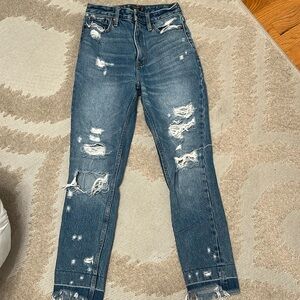 Abercrombie Annie high rise girlfriend jeans